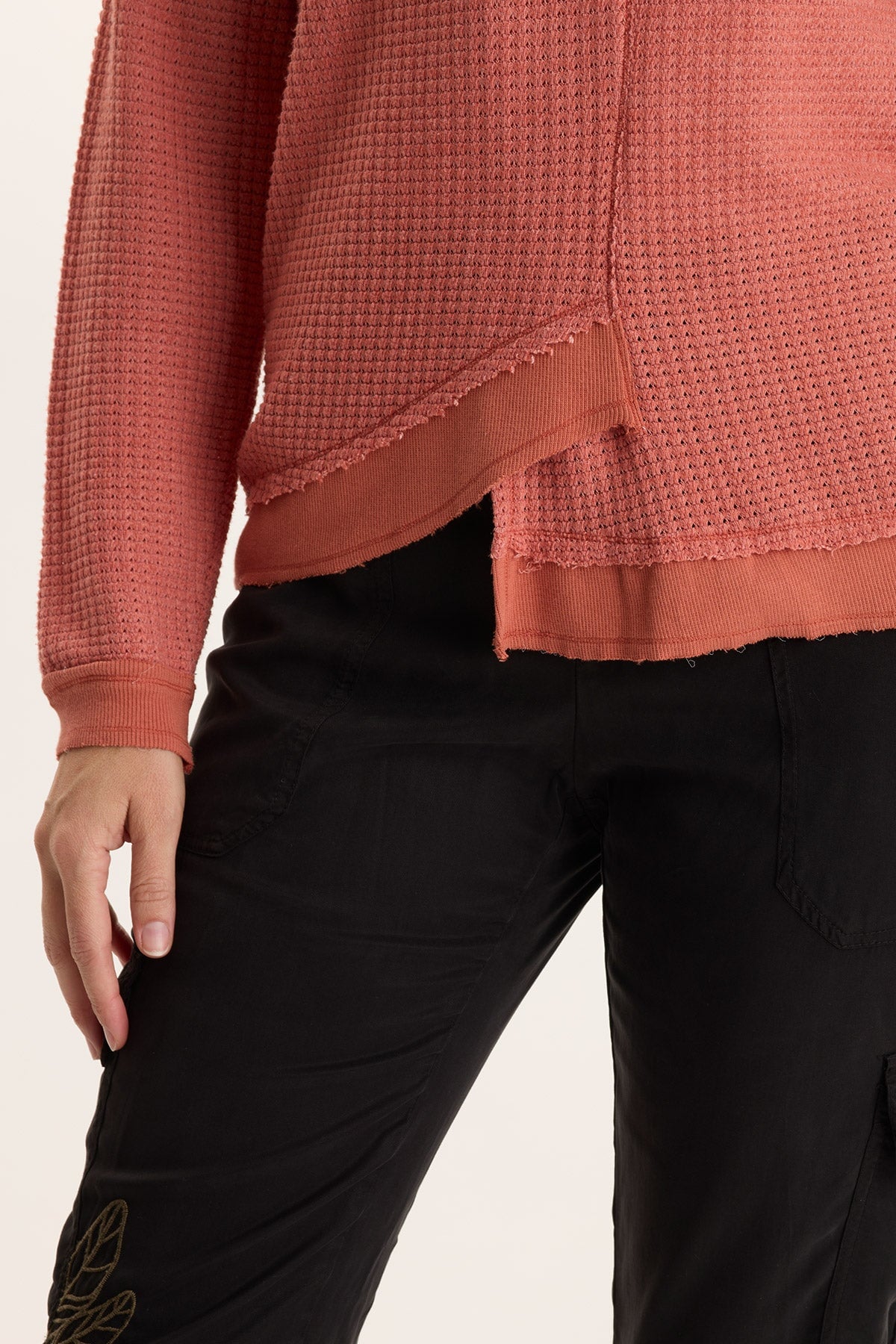 Alvis Thermal Asymmetrical Long-Sleeve Top Papaver - XCVI