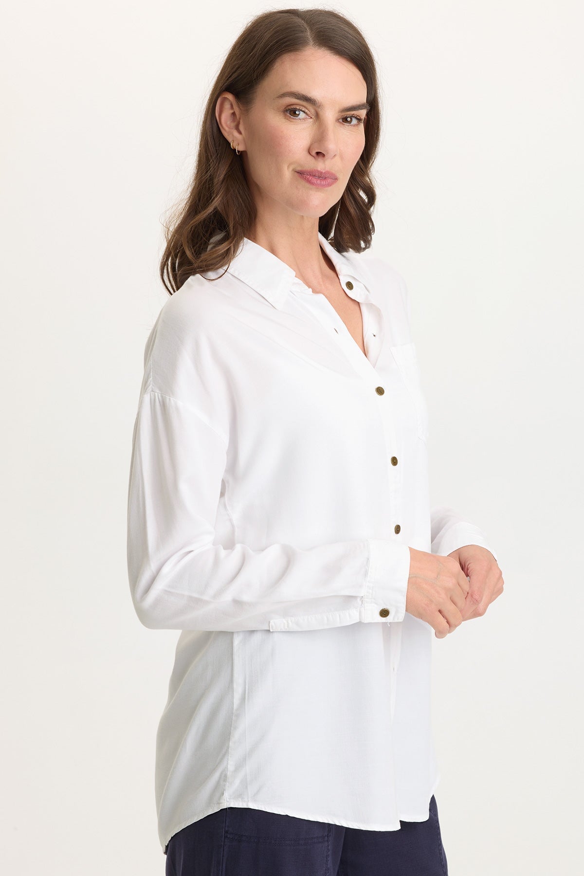 Wearables Dusten Relaxed-Fit Button-Up White - XCVI