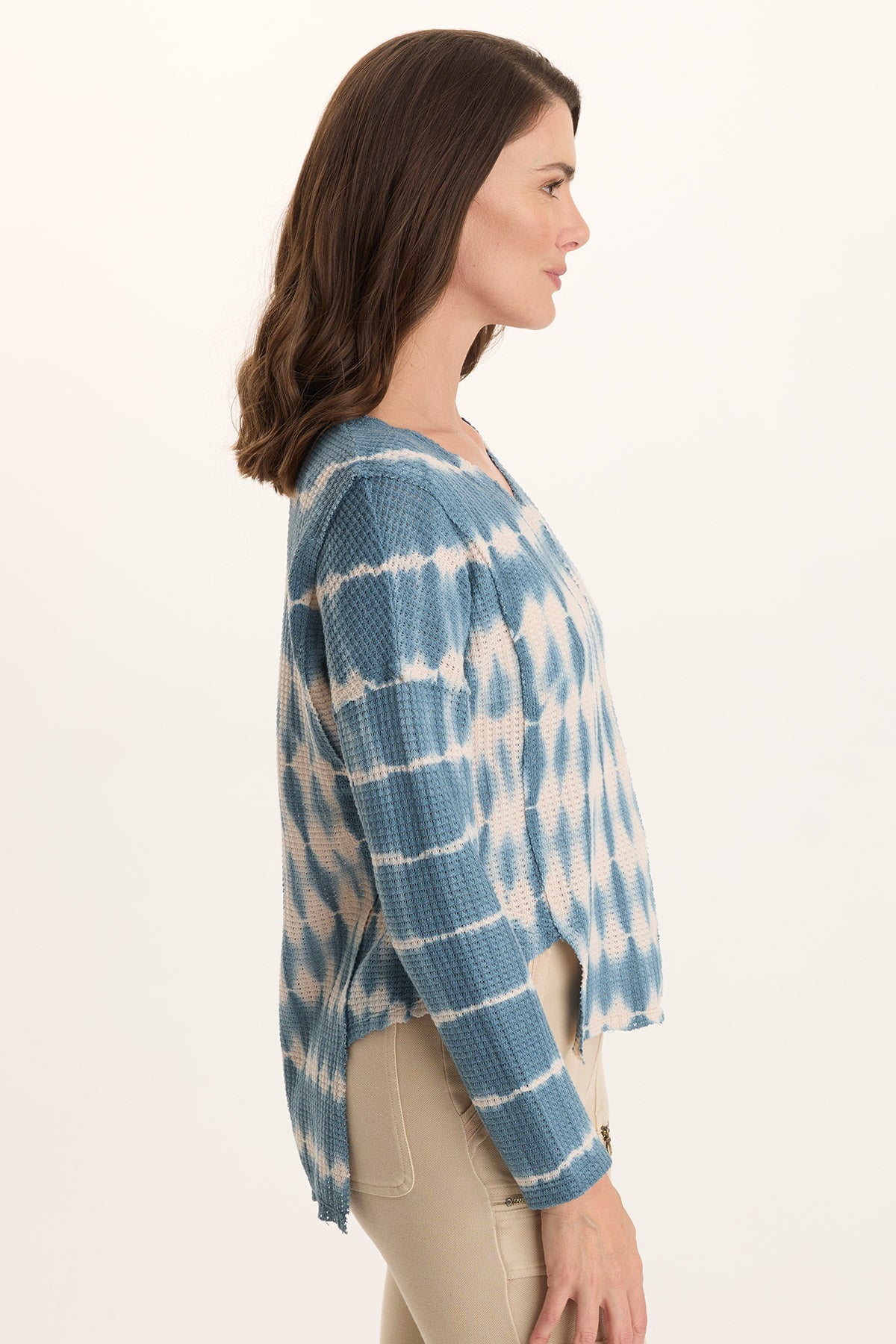 Arnie Thermal Asymmetrical Hem V-Neck Long-Sleeve Top Encaustic Wash Central - XCVI