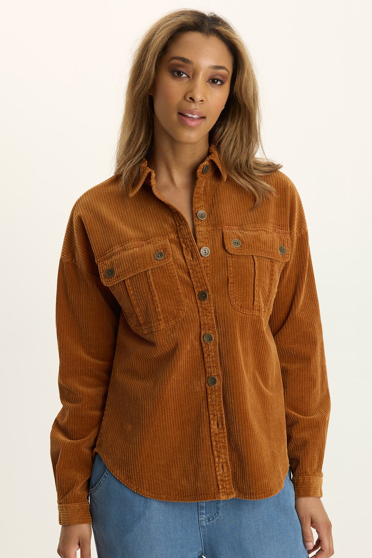 Wearables Smithson Corduroy Relaxed Shacket Maple Glaze Pigment - XCVI