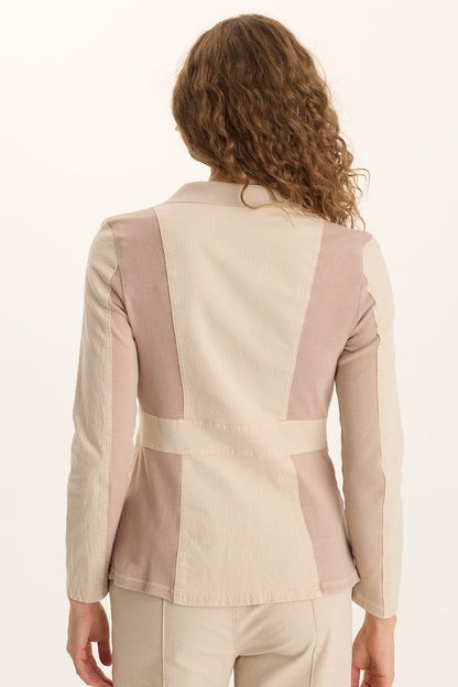 Lochlyn Fitted Snap-Detail Stretch Blazer Jacket Park Avenue - XCVI