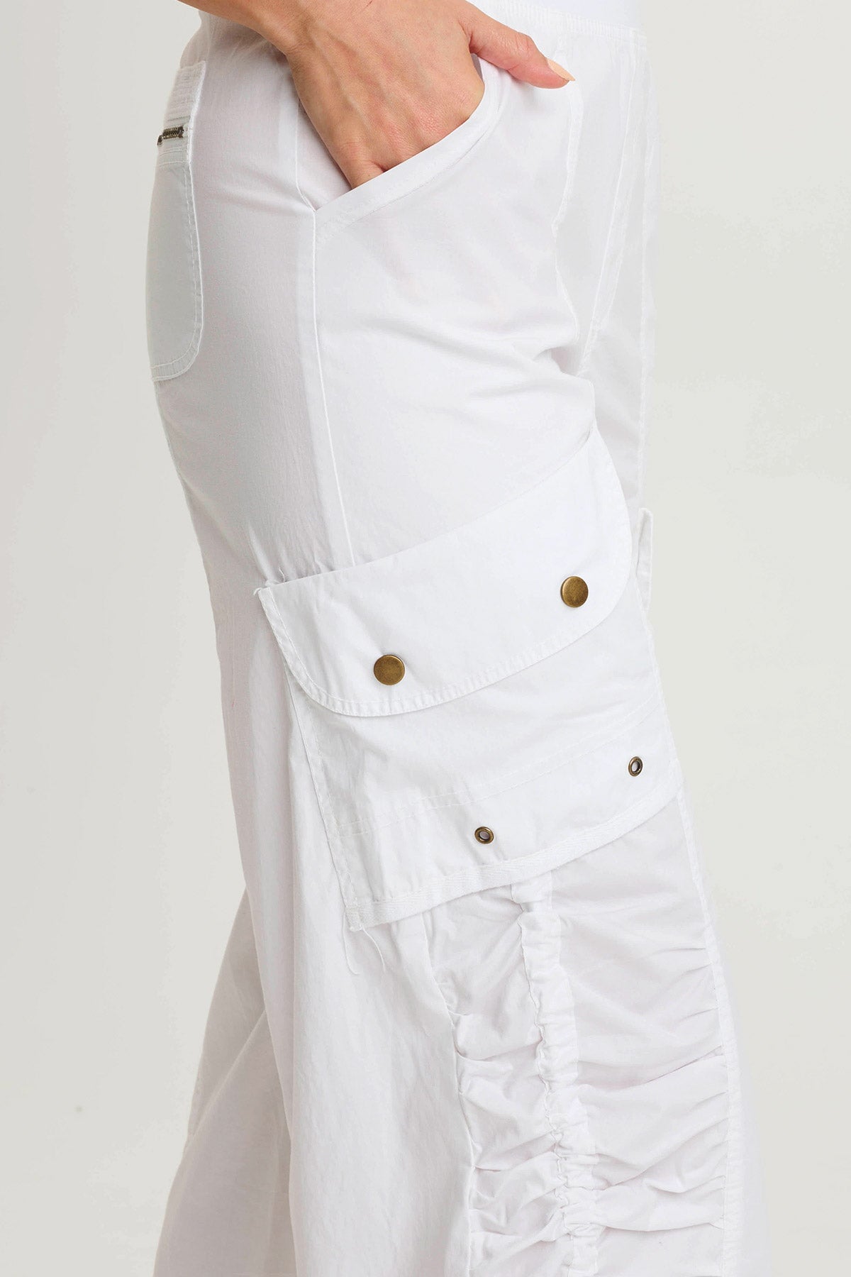 Muldoon Poplin Ruched Effortless Chic Wide-Leg Crop Pant White - XCVI