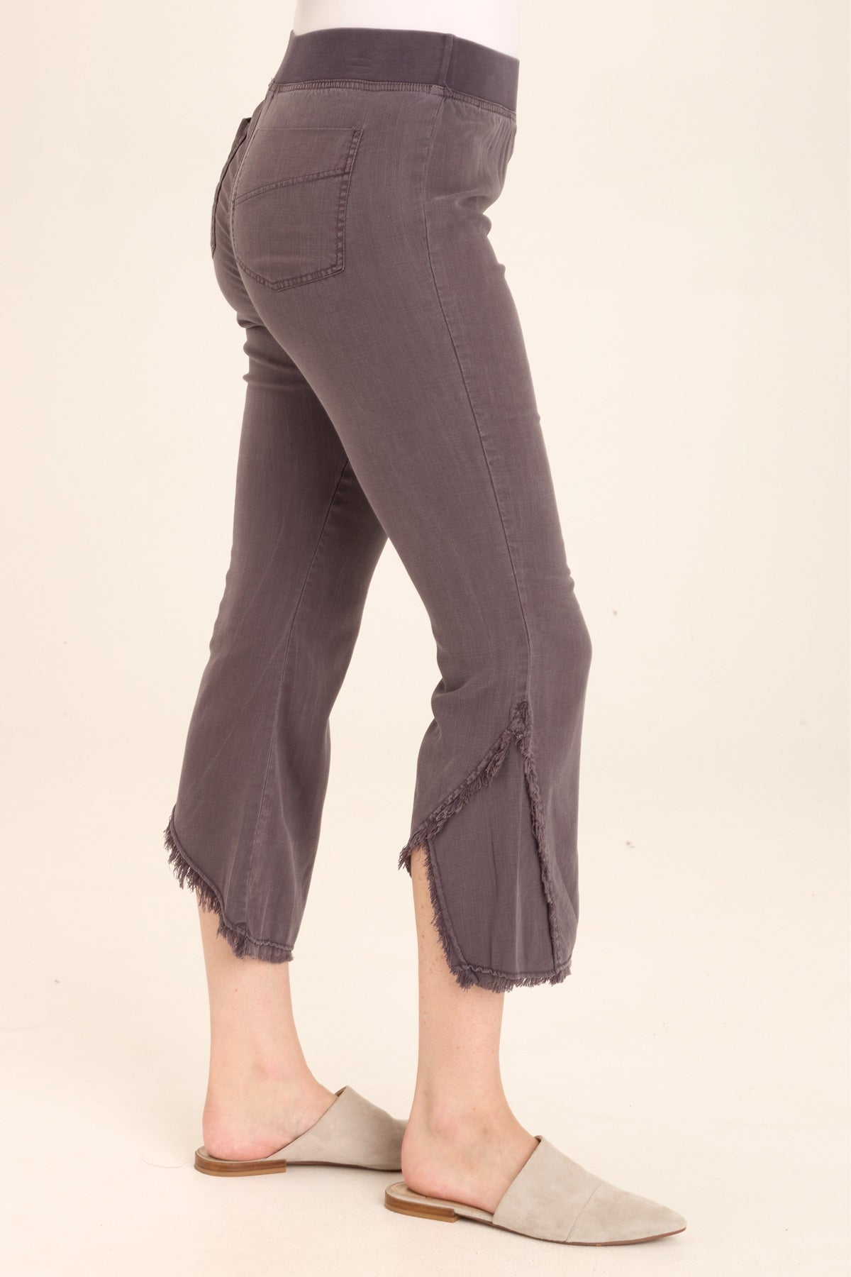 Hakarl Ankle Pant Charcoal - XCVI