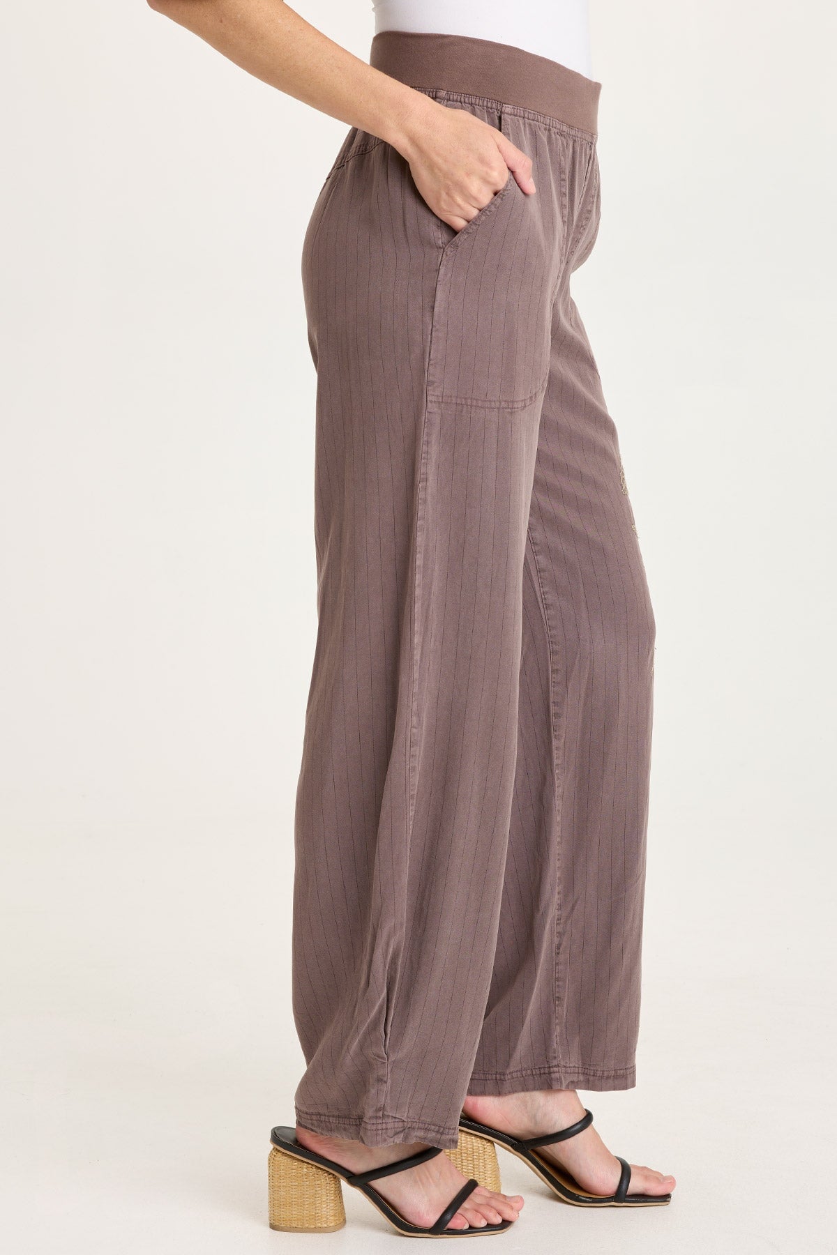 Carell Embroidered Pinstripe Twill Pleated Hem Full Leg Pant Virtuoso Pigment - XCVI
