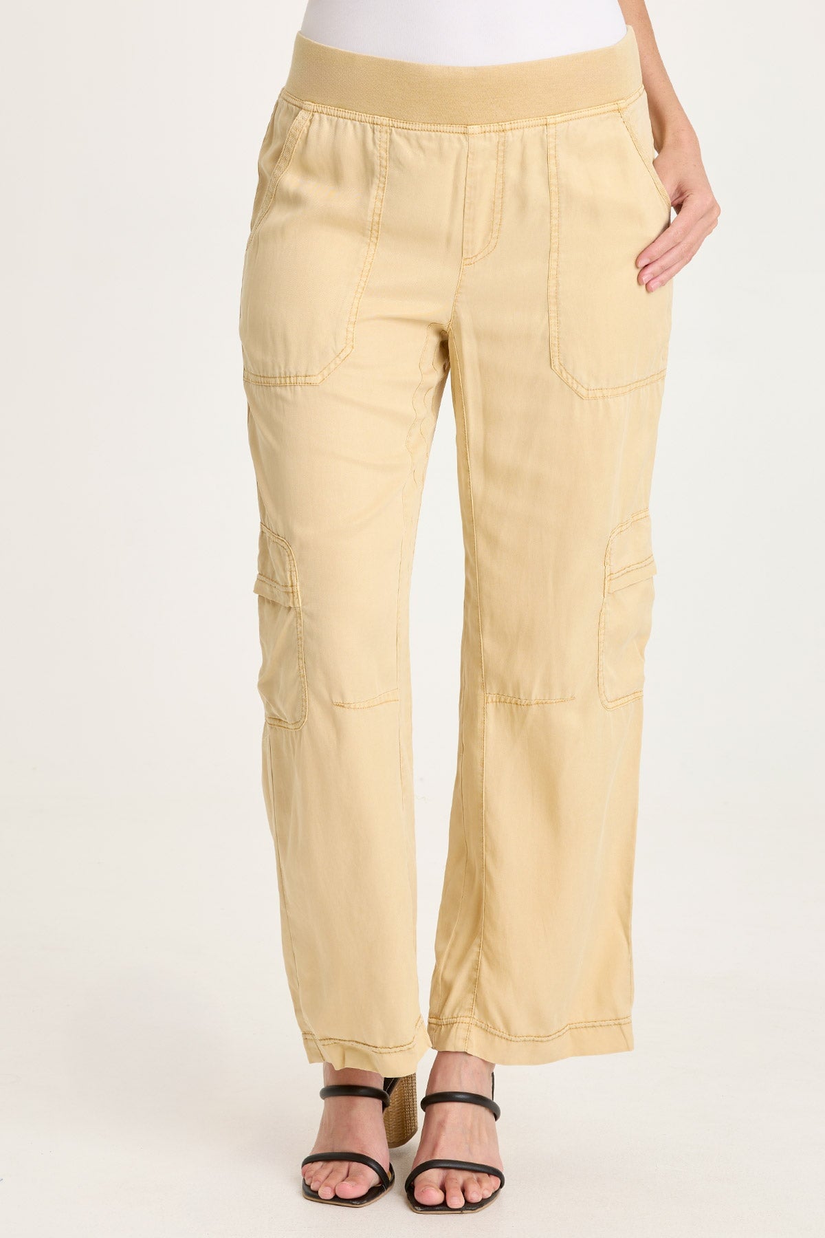 Taran Tencel Twill Straight Leg Cargo Pull-On Pant Raffia Pigment - XCVI