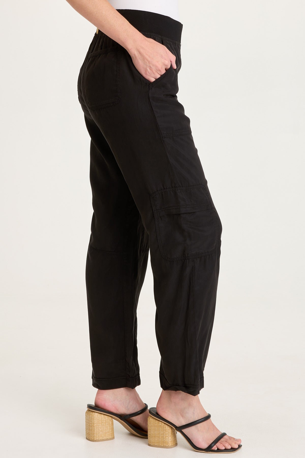 Taran Tencel Twill Straight Leg Cargo Pull-On Pant Black - XCVI