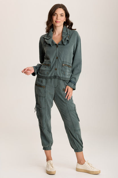 Oziel Utility Twill Jacket – With Flap Pockets & Drawstring Detail Silken Pine Pigment - XCVI
