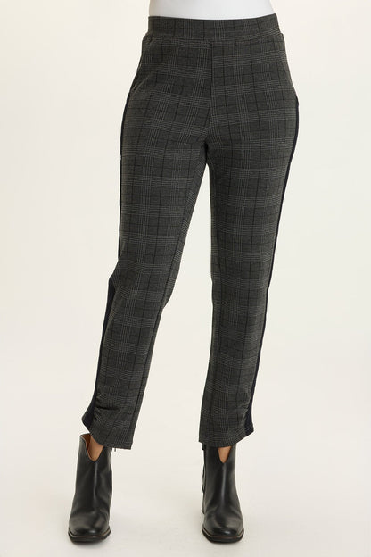 Wearables Nestor Plaid Pant Charcoal - XCVI