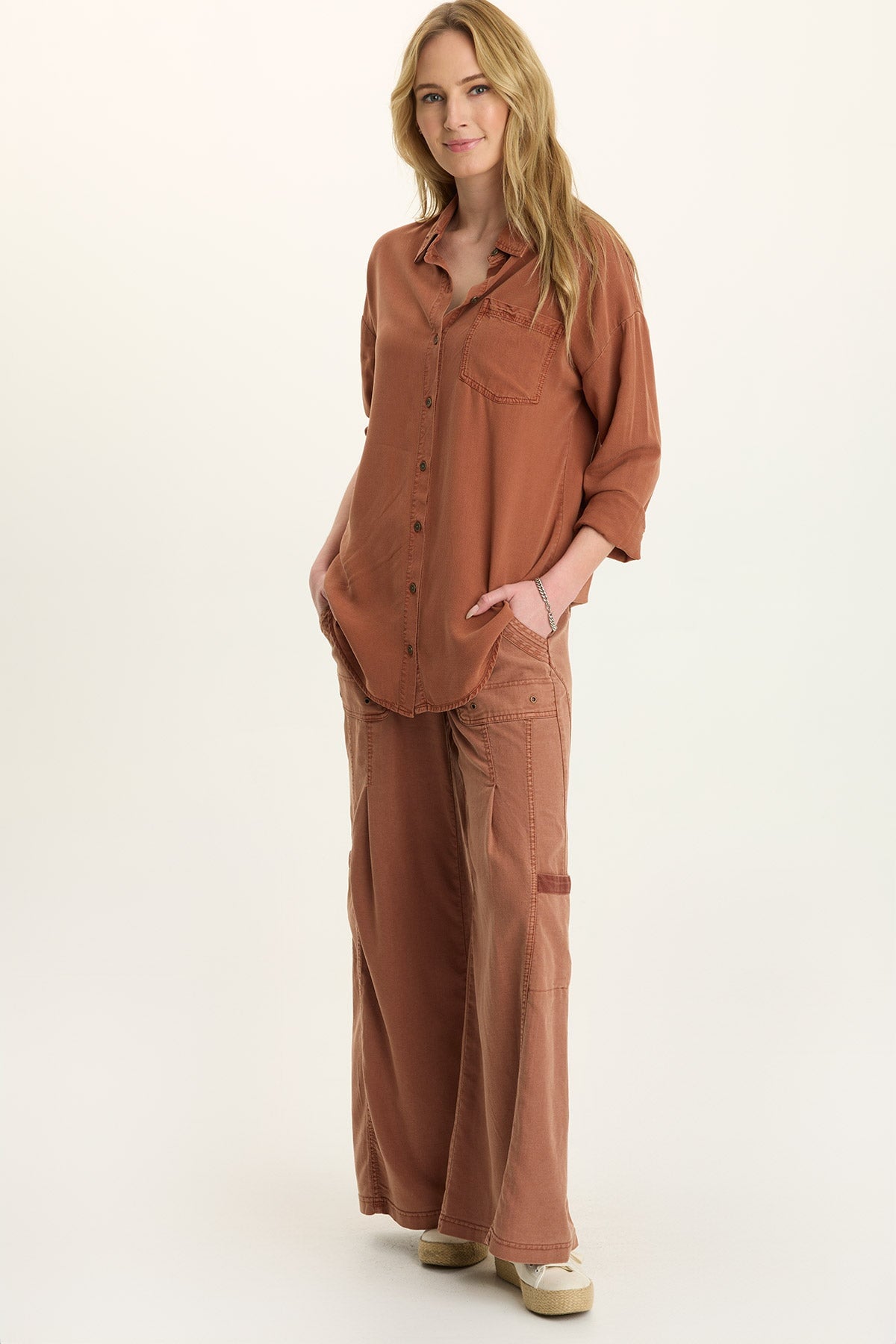 Wearables Tove Twill Cargo Wide-Leg Artisan Pigment - XCVI