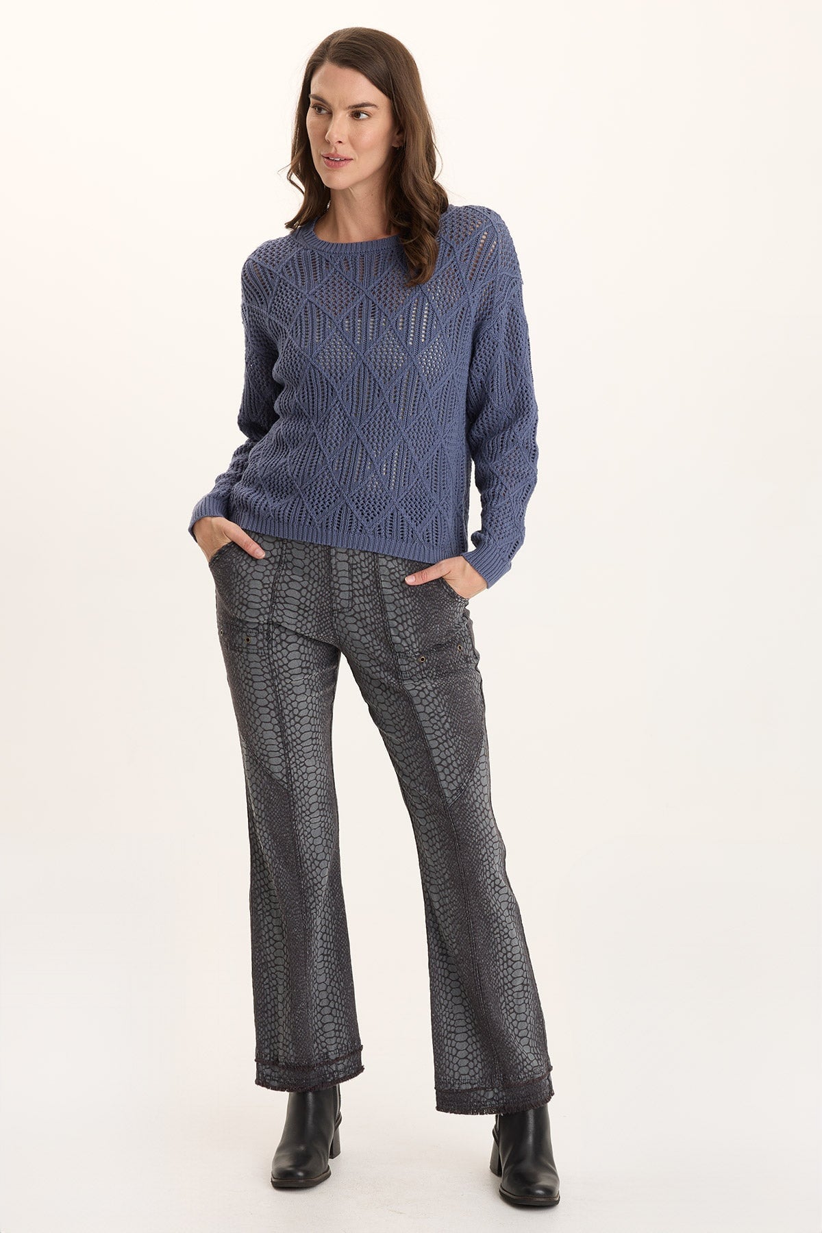 Askell Textured Jacquard Pull-On Flare Pant Ashlar - XCVI