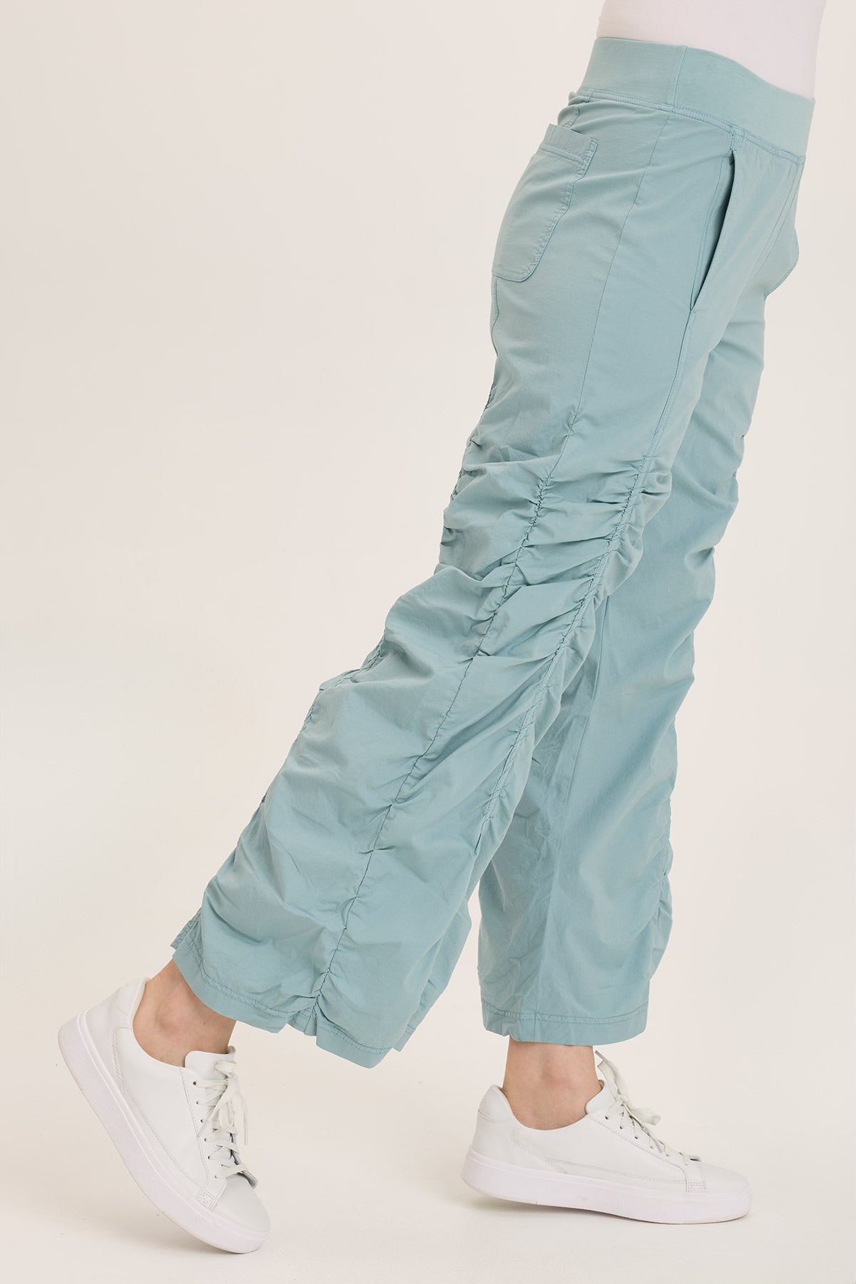 Wearables Naola Stretch Poplin Ruched Flare Gaucho Pant Ocean Front - XCVI