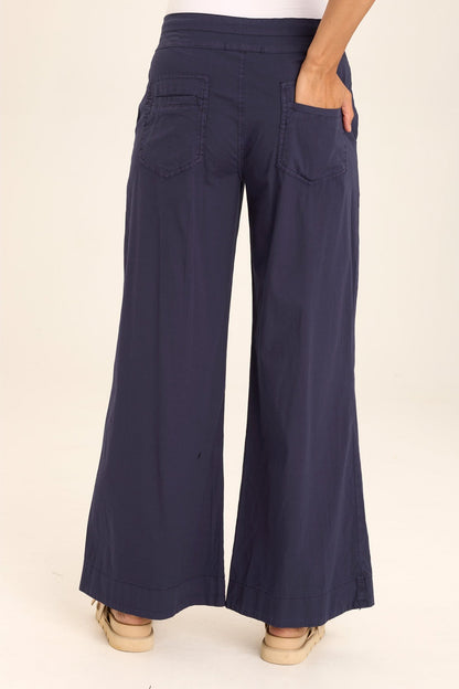Wearables Rebecca Stretch Poplin Pleated Pant trouser with zipper + button closure in Blue Navy - XCVI