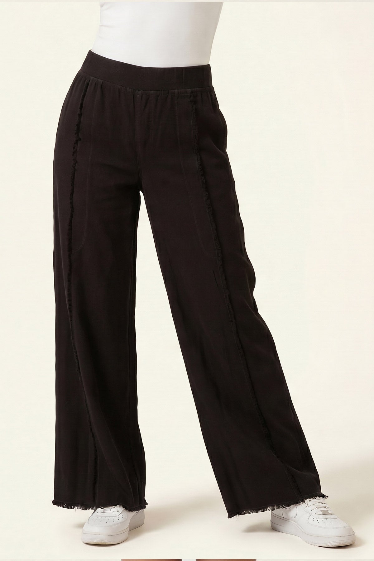 Twill Beach Trouser in Black Black - XCVI